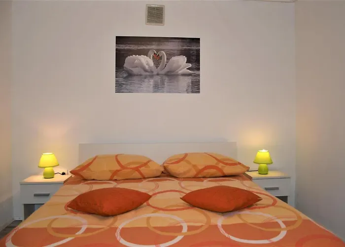 Apartments Lenc